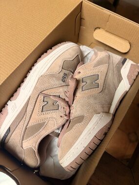 New Balance Dark Gray Shoe Box